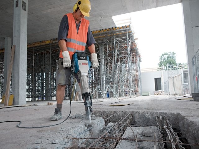 Khoan Cắt Bê Tông Dĩ An Bình Dương